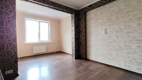 Продам однокомнатную (1-комн.) квартиру, Балаклавская ул, 97, Симферополь г