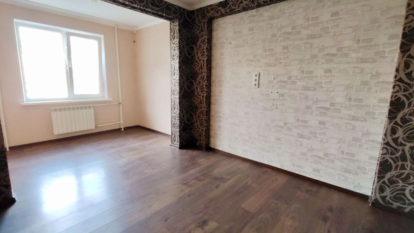 Продам однокомнатную (1-комн.) квартиру, Балаклавская ул, 97, Симферополь г