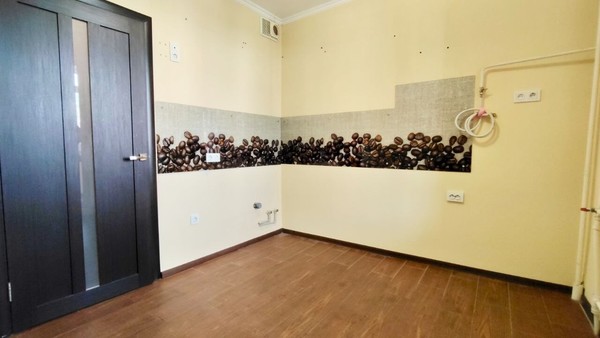 Продам однокомнатную (1-комн.) квартиру, Балаклавская ул, 97, Симферополь г