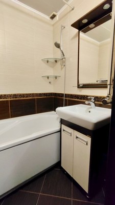 Продам однокомнатную (1-комн.) квартиру, Балаклавская ул, 97, Симферополь г