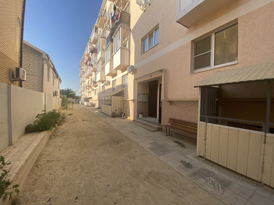 Продам трехкомнатную (3-комн.) квартиру, Ленинградская ул, 411, Анапа г