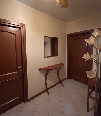 Продам двухкомнатную (2-комн.) квартиру, Можайское ш, 39, Москва г