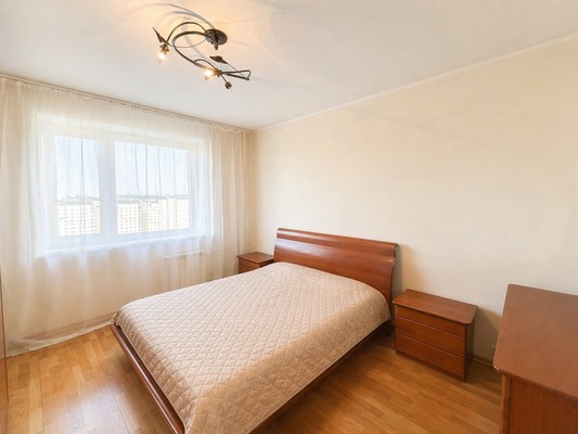 Продам двухкомнатную (2-комн.) квартиру, Можайское ш, 39, Москва г