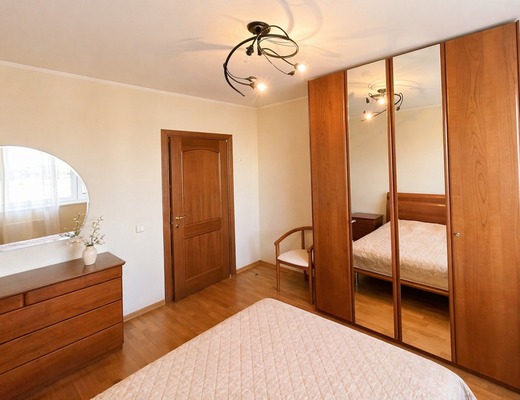 Продам двухкомнатную (2-комн.) квартиру, Можайское ш, 39, Москва г