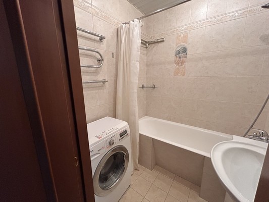 Продам двухкомнатную (2-комн.) квартиру, Можайское ш, 39, Москва г