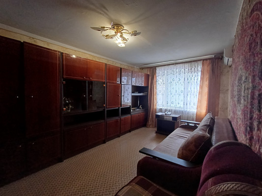 Продам трехкомнатную (3-комн.) квартиру, Советская ул, 47, Волгодонск г