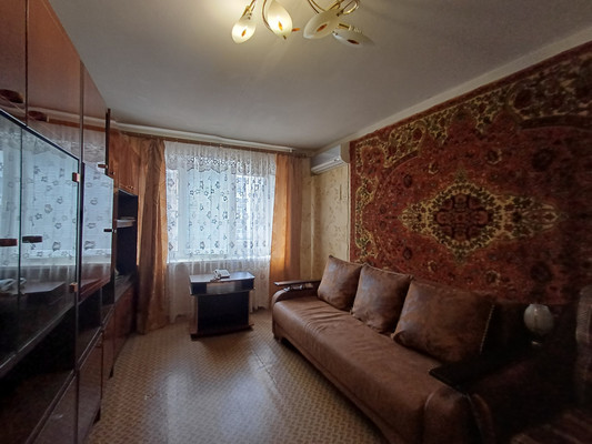 Продам трехкомнатную (3-комн.) квартиру, Советская ул, 47, Волгодонск г