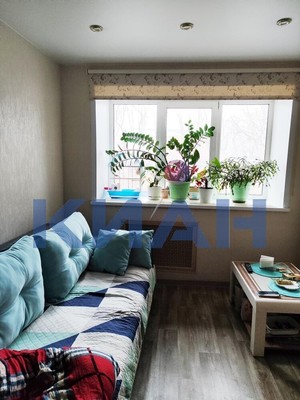 Продам двухкомнатную (2-комн.) квартиру, Учумская ул, 6, Красноярск г