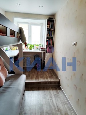 Продам двухкомнатную (2-комн.) квартиру, Учумская ул, 6, Красноярск г