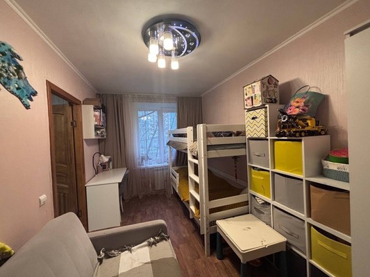 Продам однокомнатную (1-комн.) квартиру, Гоголя ул, 12, Стрельна п
