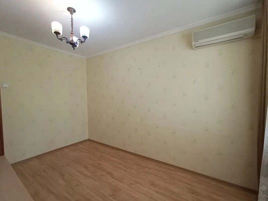 Продам трехкомнатную (3-комн.) квартиру, Комарова б-р, 11к3, Ростов-на-Дону г