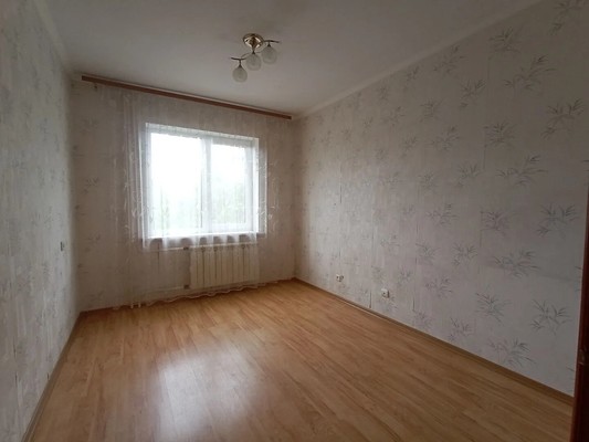 Продам трехкомнатную (3-комн.) квартиру, Комарова б-р, 11к3, Ростов-на-Дону г