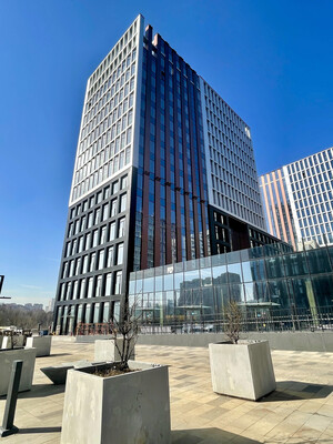 Продам двухкомнатную (2-комн.) квартиру, Светланова ул, 11к2, Москва г