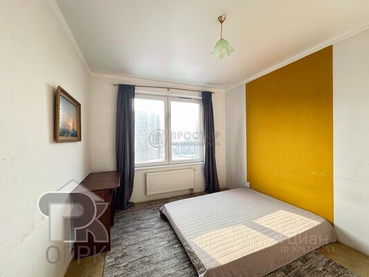 Продам трехкомнатную (3-комн.) квартиру, Варшавское ш, 168, Москва г