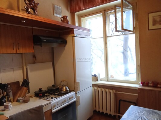 Продам трехкомнатную (3-комн.) квартиру, Мичуринский пр-кт, 54к5, Москва г