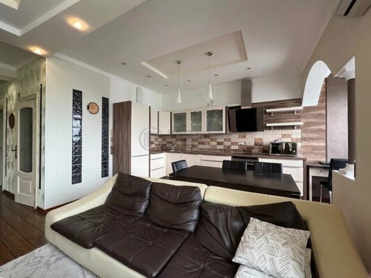 Продам двухкомнатную (2-комн.) квартиру, Ильинское ш, 18, Красногорск г