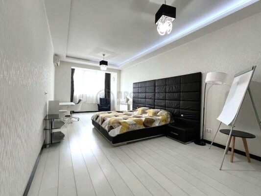 Продам двухкомнатную (2-комн.) квартиру, Ильинское ш, 18, Красногорск г