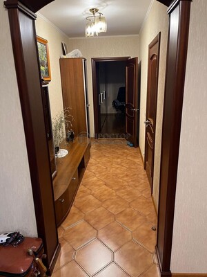 Продам двухкомнатную (2-комн.) квартиру, Красногорский б-р, 9, Красногорск г