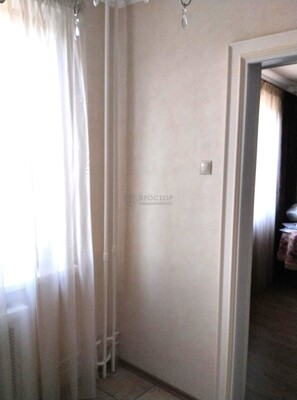 Продам двухкомнатную (2-комн.) квартиру, Череповецкая ул, 4, Москва г