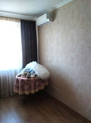 Продам двухкомнатную (2-комн.) квартиру, Череповецкая ул, 4, Москва г