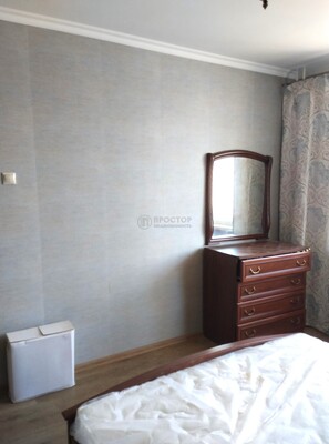 Продам двухкомнатную (2-комн.) квартиру, Череповецкая ул, 4, Москва г