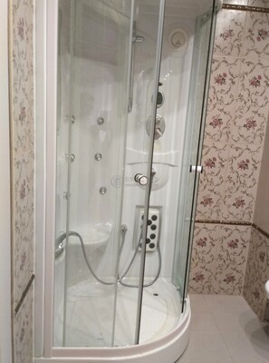 Продам двухкомнатную (2-комн.) квартиру, Череповецкая ул, 4, Москва г