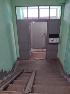 Продам двухкомнатную (2-комн.) квартиру, Череповецкая ул, 4, Москва г