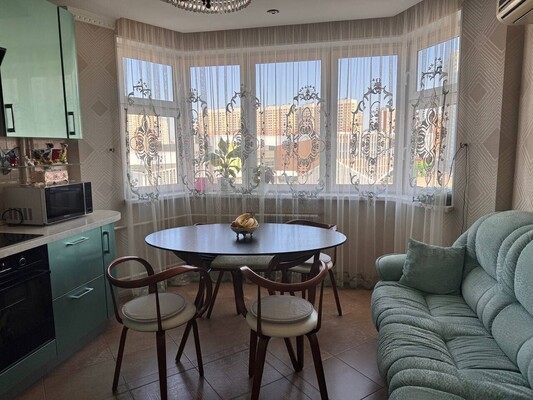 Продам трехкомнатную (3-комн.) квартиру, Покровская ул, 23, Москва г