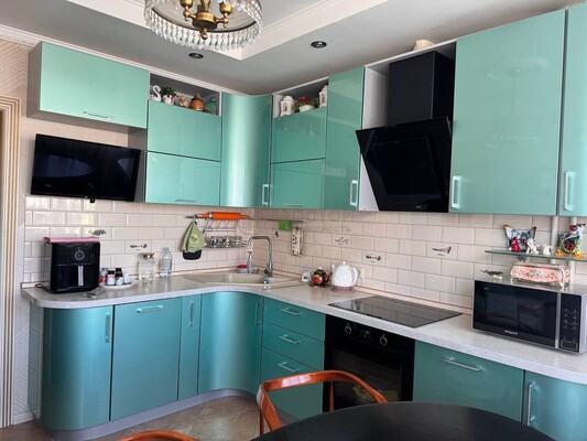 Продам трехкомнатную (3-комн.) квартиру, Покровская ул, 23, Москва г