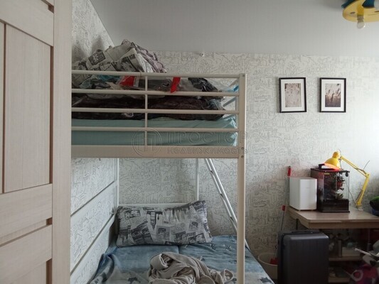 Продам двухкомнатную (2-комн.) квартиру, Раменки ул, 9к2, Москва г