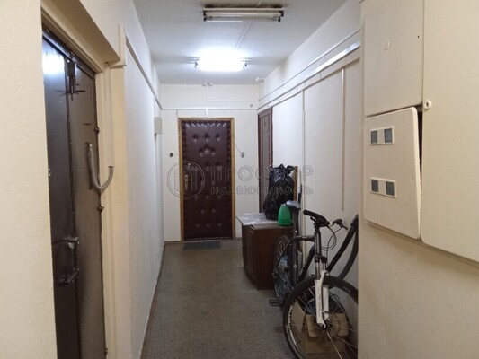 Продам двухкомнатную (2-комн.) квартиру, Раменки ул, 9к2, Москва г