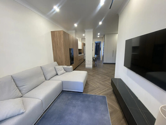 Продам двухкомнатную (2-комн.) квартиру, Берёзовая аллея, 19к6, Москва г