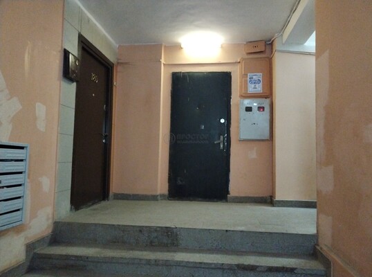 Продам однокомнатную (1-комн.) квартиру, Чертановская ул, 43к2, Москва г