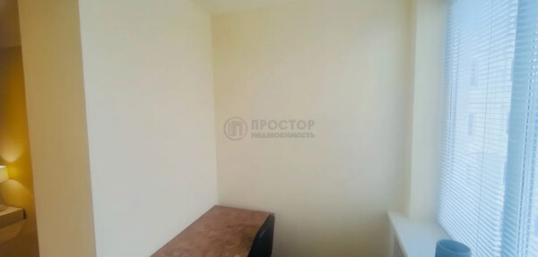 Продам двухкомнатную (2-комн.) квартиру, Симферопольский б-р, 30к3, Москва г