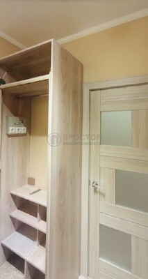 Продам двухкомнатную (2-комн.) квартиру, Симферопольский б-р, 30к3, Москва г