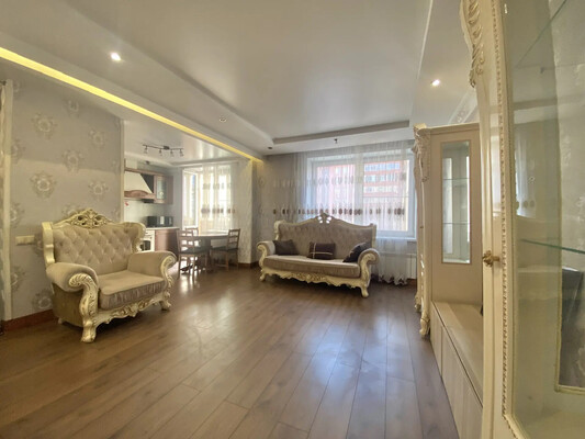 Продам двухкомнатную (2-комн.) квартиру, Русаковская ул, 5, Москва г