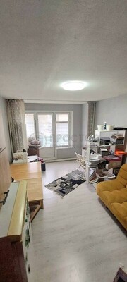 Продам трехкомнатную (3-комн.) квартиру, Пржевальского ул, 9, Москва г