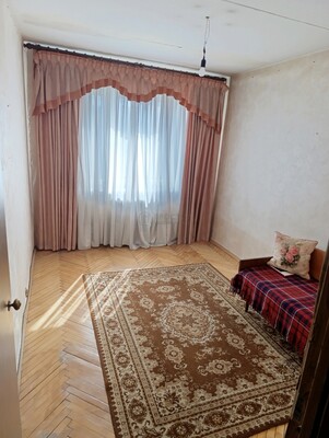 Продам двухкомнатную (2-комн.) квартиру, Юных Ленинцев ул, 18к2, Москва г