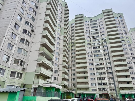 Продам двухкомнатную (2-комн.) квартиру, Рождественская ул, 4, Москва г