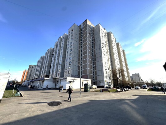 Продам трехкомнатную (3-комн.) квартиру, Лермонтовский пр-кт, 12, Москва г