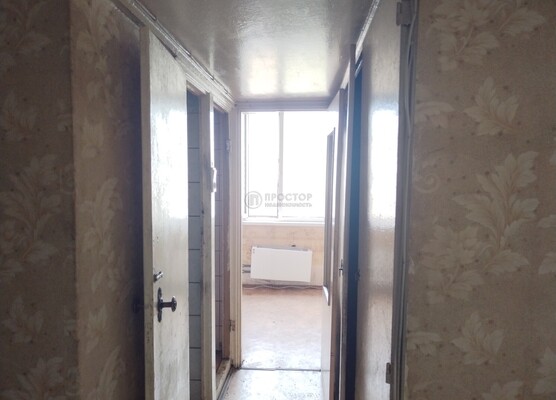 Продам трехкомнатную (3-комн.) квартиру, Харьковская ул, 1к3, Москва г