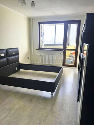 Продам трехкомнатную (3-комн.) квартиру, Кантемировская ул, 16к1А, Москва г