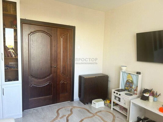 Продам трехкомнатную (3-комн.) квартиру, Кантемировская ул, 16к1А, Москва г