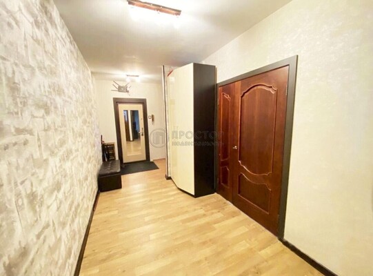 Продам трехкомнатную (3-комн.) квартиру, Кантемировская ул, 16к1А, Москва г