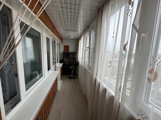 Продам трехкомнатную (3-комн.) квартиру, Матвеевская ул, 18к1, Москва г