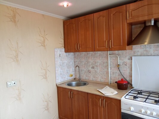 Продам комнату в 2-комн. квартире, Саратовская ул, 3к2, Москва г