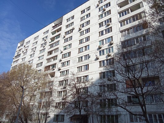 Продам комнату в 2-комн. квартире, Саратовская ул, 3к2, Москва г