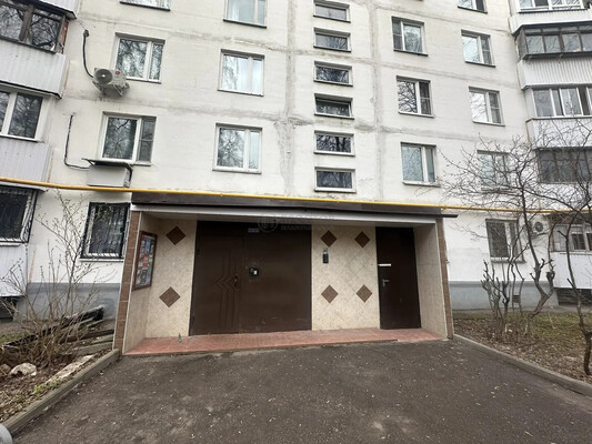 Продам двухкомнатную (2-комн.) квартиру, Чертановская ул, 33к1, Москва г