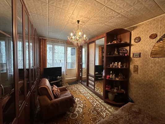 Продам двухкомнатную (2-комн.) квартиру, Чертановская ул, 33к1, Москва г