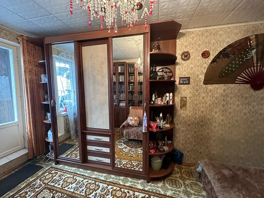 Продам двухкомнатную (2-комн.) квартиру, Чертановская ул, 33к1, Москва г